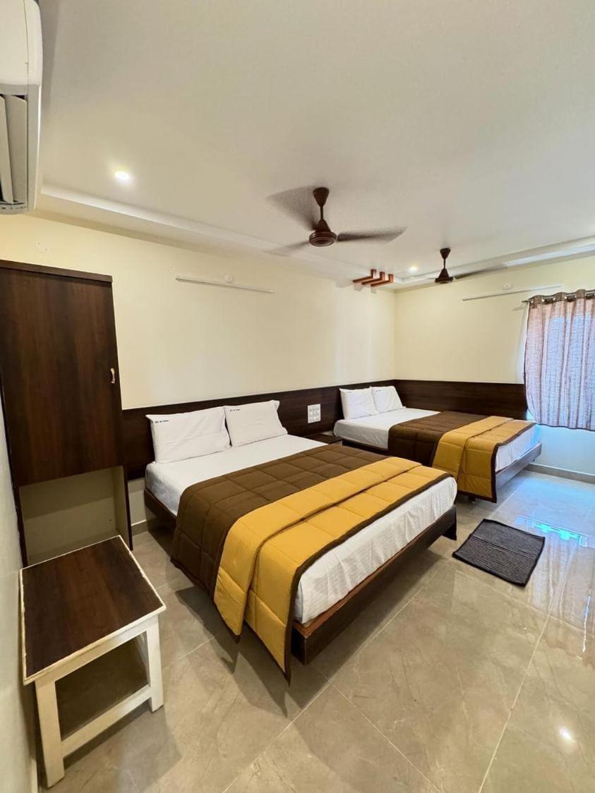 Hotel Dkr Grand Τιρουπάτι Εξωτερικό φωτογραφία